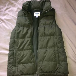 Old Navy Puffer Vest
